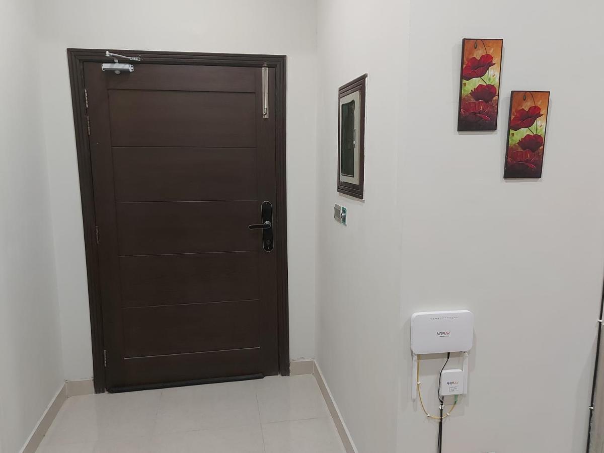 The River View Apartment Равалпинди Екстериор снимка