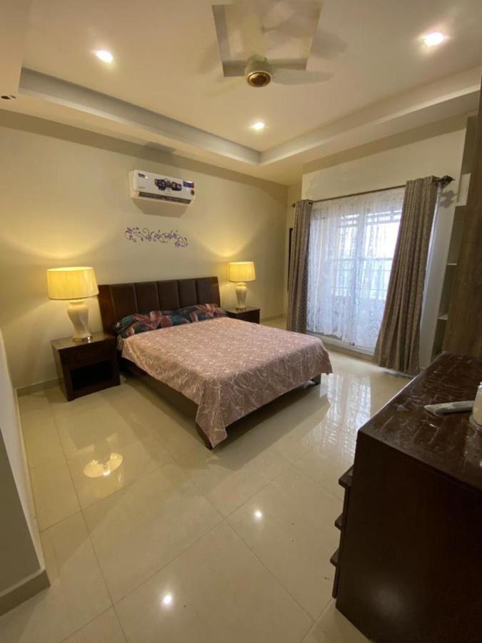 The River View Apartment Равалпинди Екстериор снимка